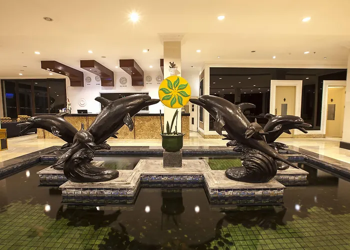 The Beverly Hills Bali Вилла Джимбаран