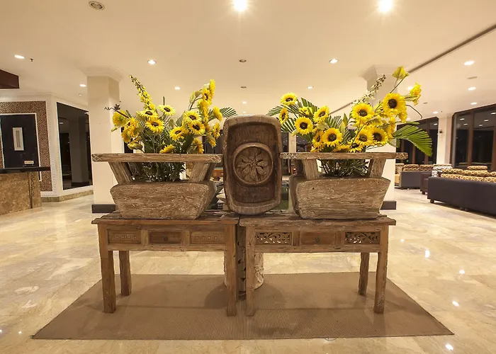 The Beverly Hills Bali Вилла Джимбаран