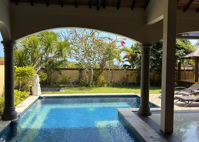 Вилла The Beverly Hills Bali Джимбаран