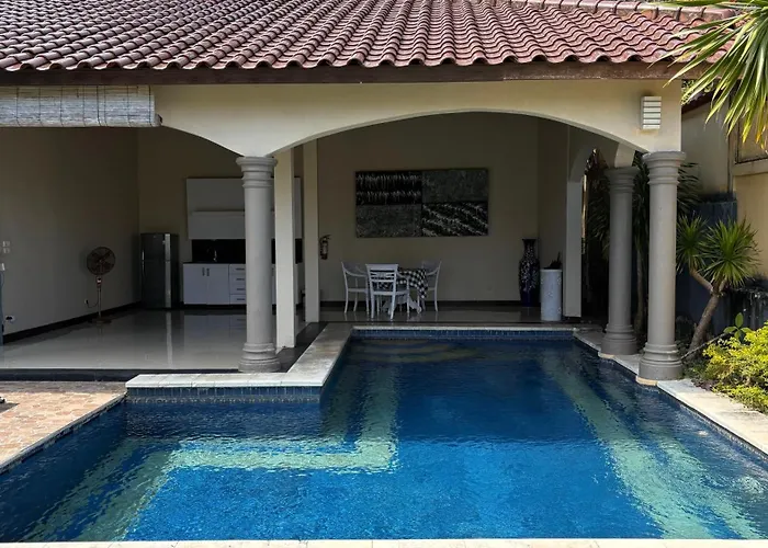 Вилла The Beverly Hills Bali