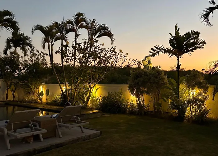 Вилла The Beverly Hills Bali Джимбаран