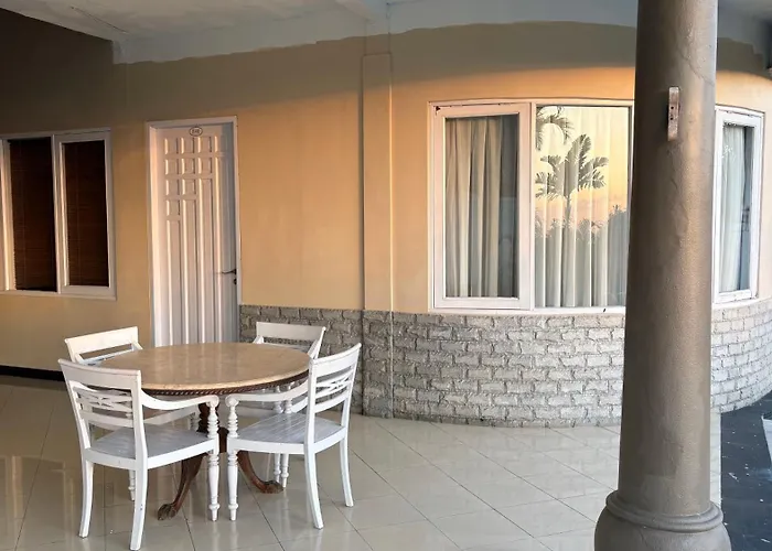 The Beverly Hills Bali Джимбаран