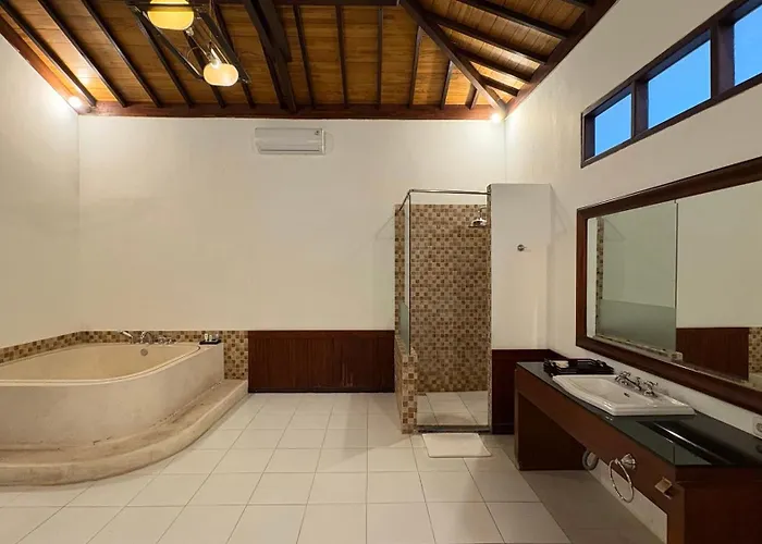 The Beverly Hills Bali Джимбаран